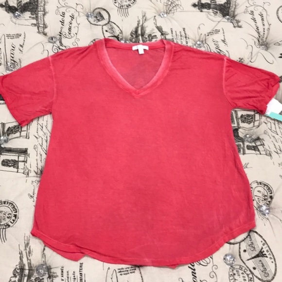 Abound Washed V-Neck High/Low T-Shirt - Picture 5 of 5